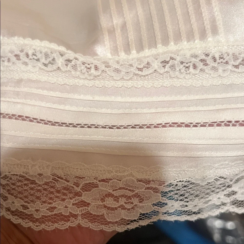 White House Black Market Ivory Lace Trim Camisole - Picture 6 of 12